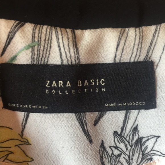 ZARA  long sleeved front zipper jacket in floral design and black accents - Picture 6 of 8